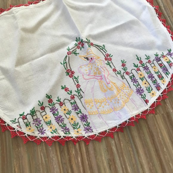 Ladies Chair Set Hand Embroidered Linen Armrest & Headrest Cover Crinoline Lady - Picture 2 of 6